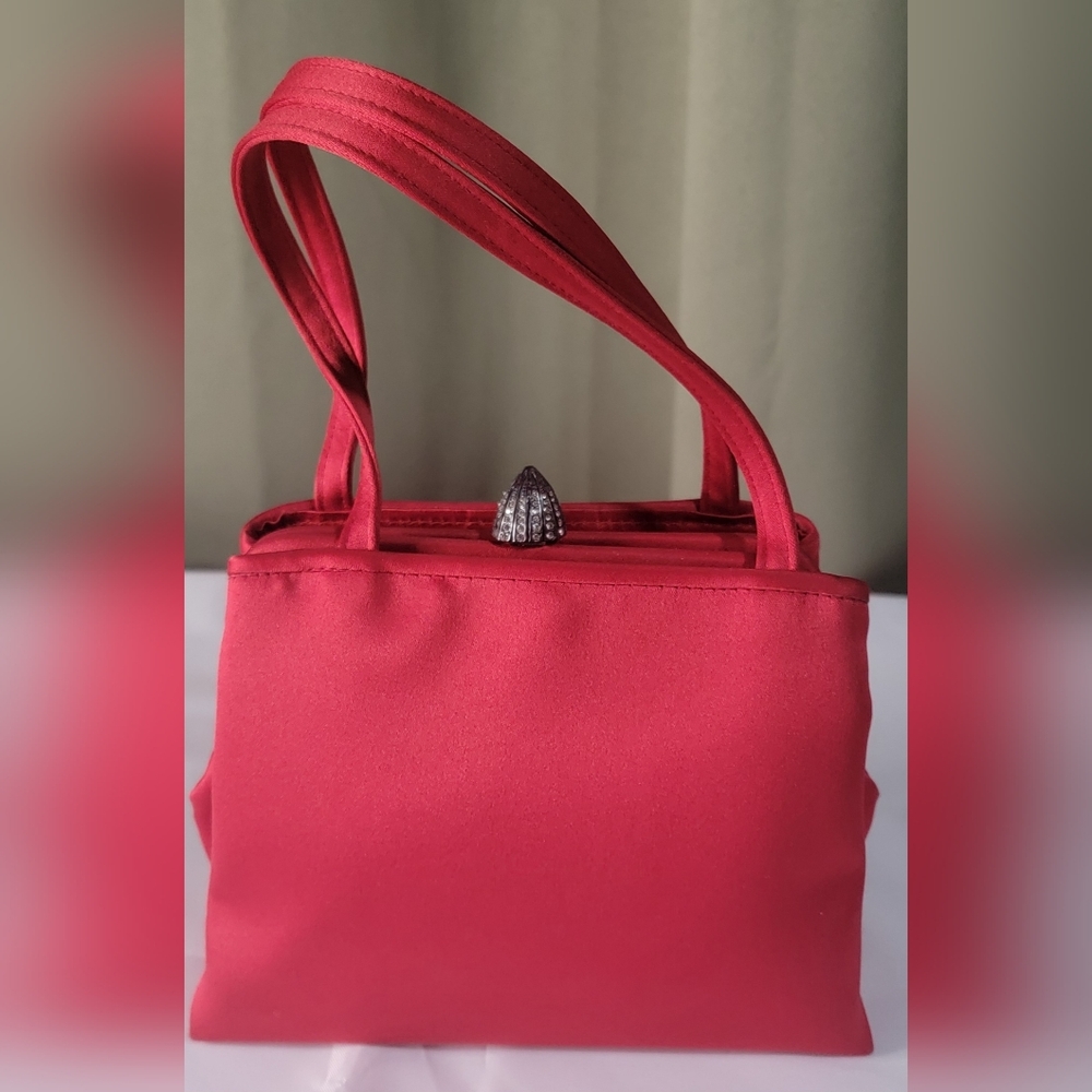 Red Satin Top-Handle Women's Bag BLOOMINGDALE' Little Red Bag Purse Handbag NEW - Picture 3 of 14